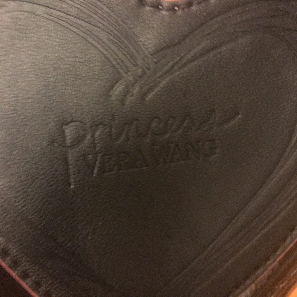 Princess Vera Wang Girl’s Heart Shaped Bag - Picture 3 of 8